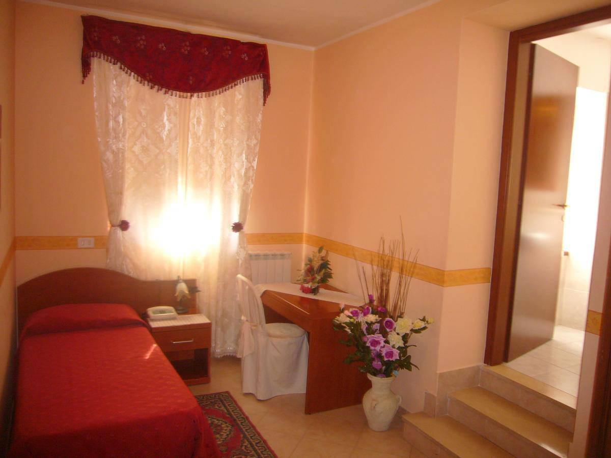Villa Altieri Albano Laziale Exteriör bild